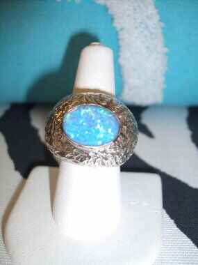 LAB CREATED OPAL AND 925 STERILVER SILVER RING SIZE 8 NEW